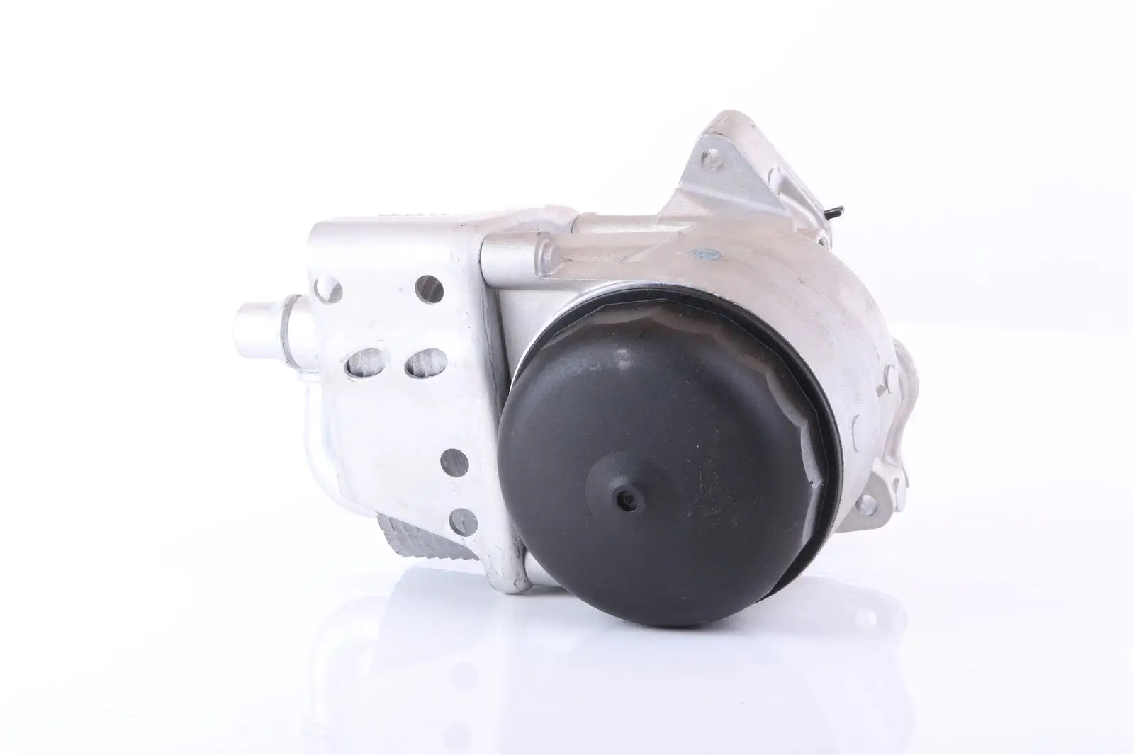 BMW X3 Serisi E83 2003-2010 N43 Yağ Soğutucusu Filtre Kütüklü | NISSENS 91323