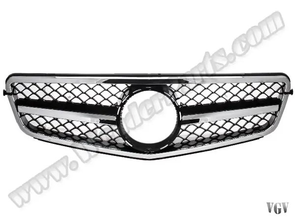 Mercedes C Serisi W204 2007-2013 Panjur Krom/Siyah Krom Çerçeve -AMG C63 | WENDER MA2043112