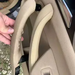 BMW X4 Serisi F26 2013-2018 Kapı Tutamak Seti Ön&Arka; Bej Deri Kaplamalı | WENDER BA51417250306L7