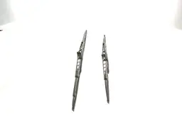 Mercedes W638 V 200 Silecek Lastiği Set | BOSCH 3397001725