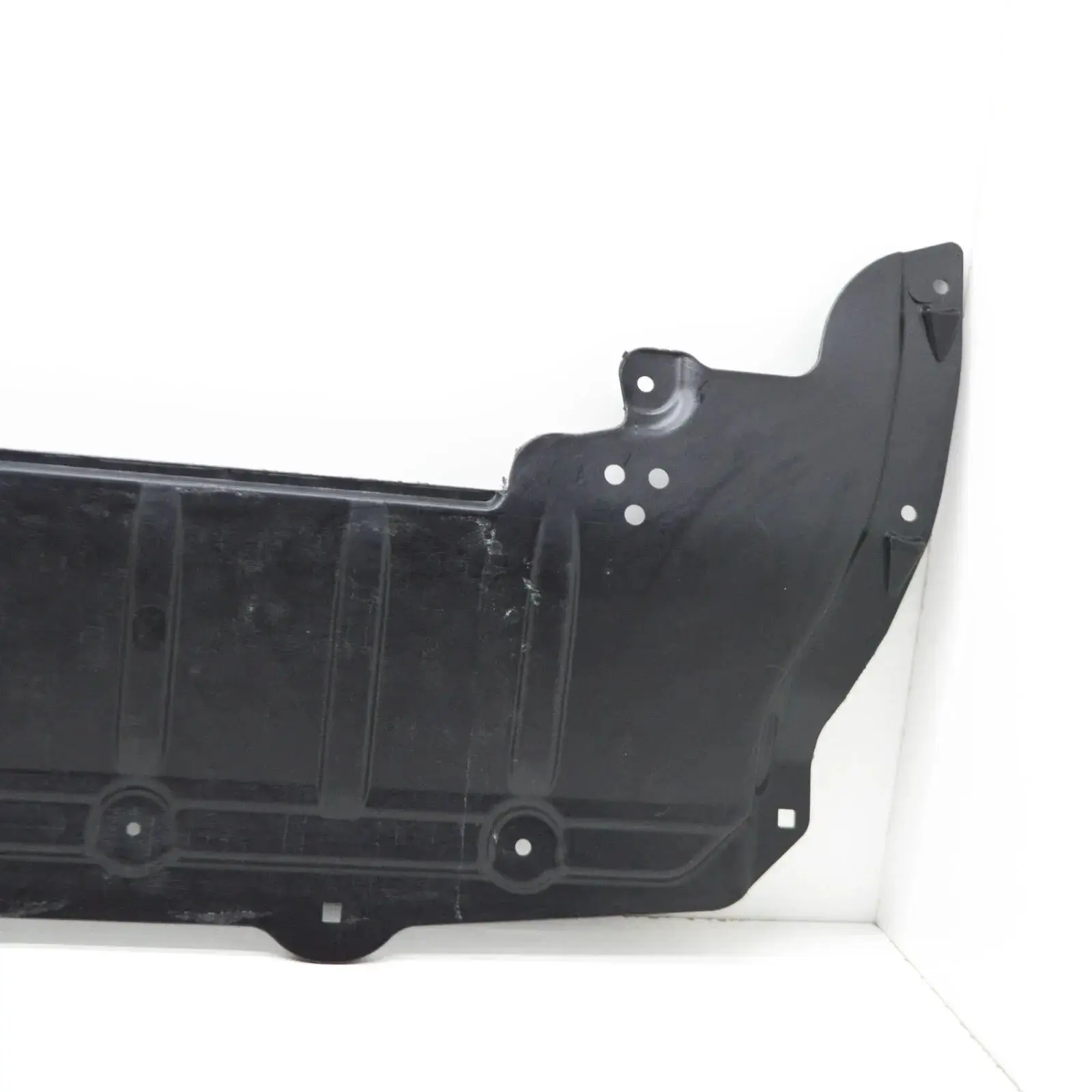 Bmw G30 Motor Alt Muhafaza Ön | GKL 343506