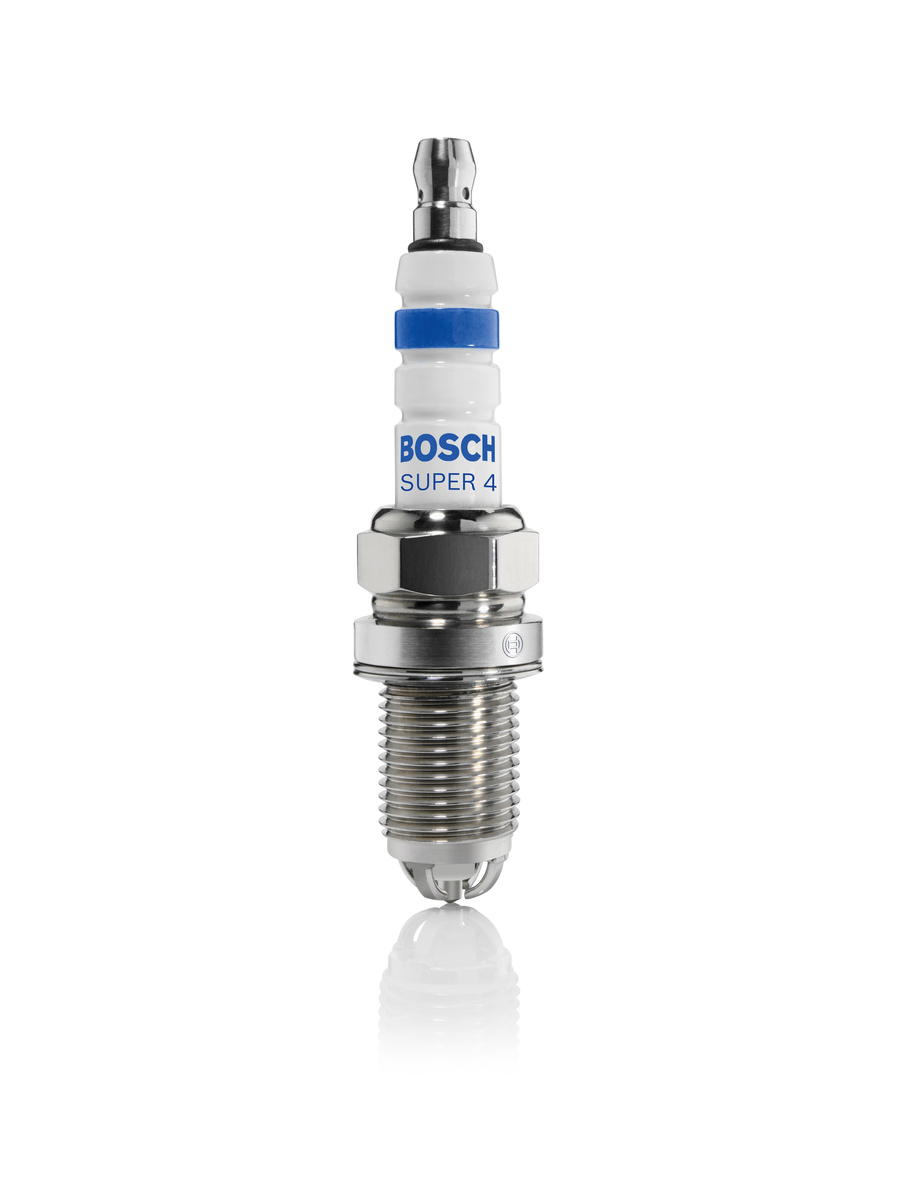 BMW E30 325i 256E1 Ateşleme Bujisi | BOSCH 0242232504