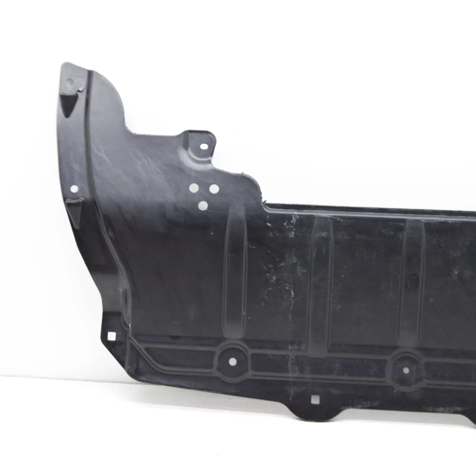 Bmw G30 Motor Alt Muhafaza Ön | GKL 343506