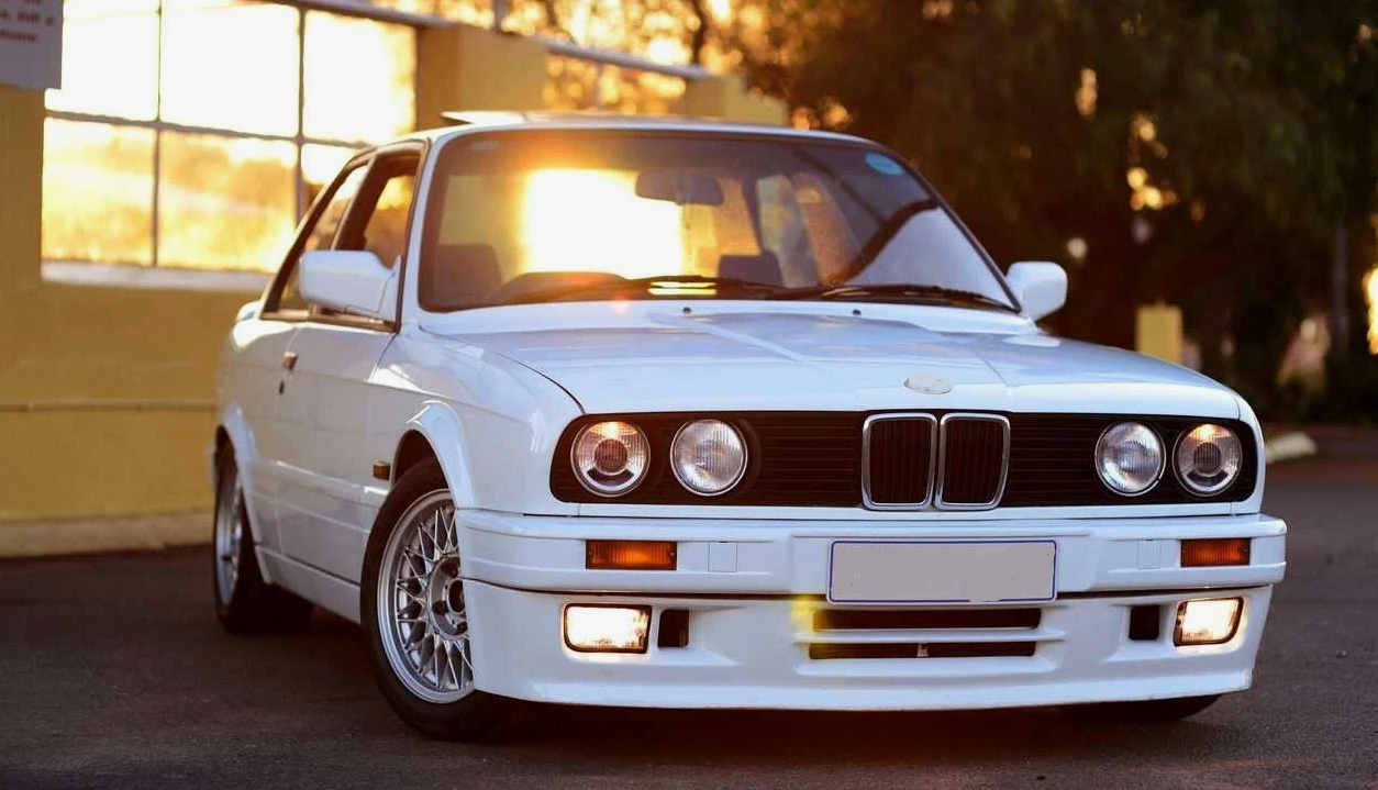 BMW 3 Serisi E30 1988-1991 SedanCoupe- M2-STYLE Komple Tampon Ön | WENDER BA51719061375S1
