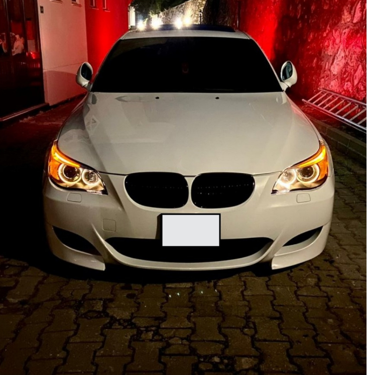 BMW 5 Serisi E60 2001-2010 M5-STYLE Gövde Kiti Far Yıkamalı Çift Egzoz Çıkışlı Marşpiyeli | WENDER BA0602104