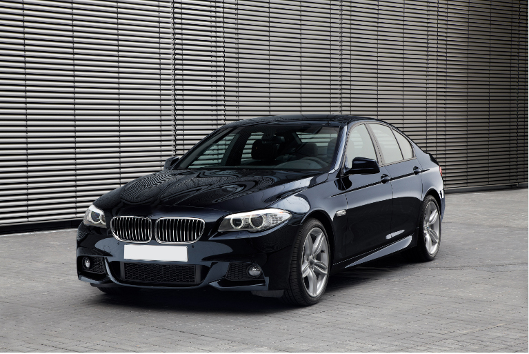 BMW 5 Serisi F10 2009-2016 M-Tech- 550i Gövde Kiti Far Yıkamalı PDC'li Ön/Arka Çift Egzoz Çıkışlı Marşpiyeli | WENDER BA0102106