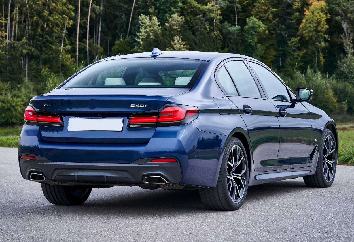 BMW 5 Serisi G30 2016-2018 M-Tech Komple Tampon Arka PDC'li PMAlı Çift Egzoz Çıkışlı | WENDER BA51125A2C1E9S1