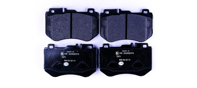 Mercedes C Serisi W205 Fren Balatası Arka | HELLA 8DB 355 021-741